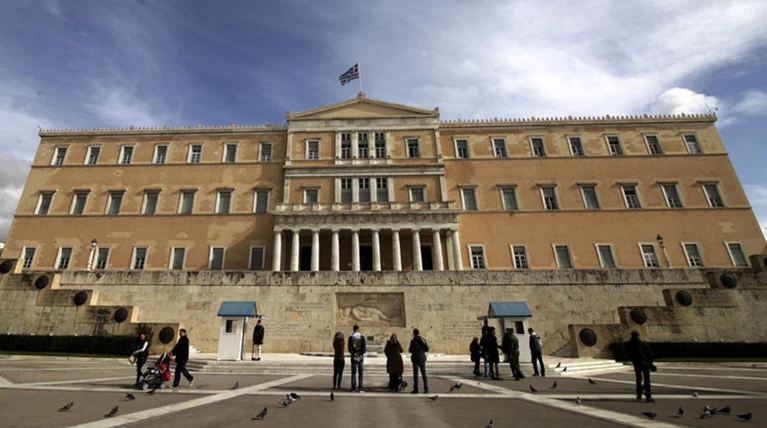 Απίστευτο: 'Εκαναν τη Βουλή γραφείο τύπου του Υπ.Υγείας!