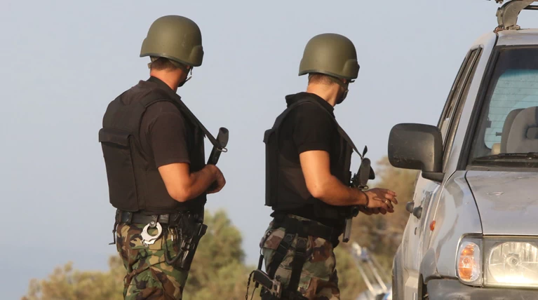 Αλεξανδρούπολη: Συνελήφθησαν Κούρδοι με οπλοστάσιο σε τροχόσπιτο