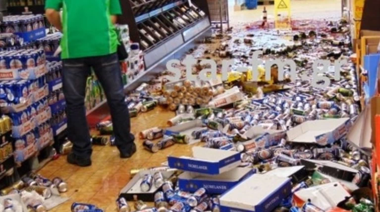Διέλυσε σούπερ μαρκετ γιατί τα μπουκάλια είχαν τον αριθμό του Αντίχριστου