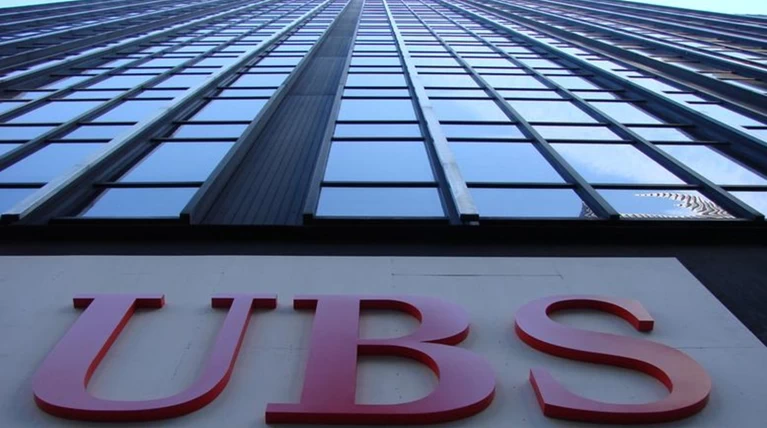 Κατηγορίες κατά της UBS για ξέπλυμα χρήματος και φορολογική απάτη