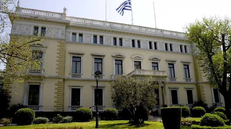 Ολο το ανακοινωθέν μετά το συμβούλιο των αρχηγών