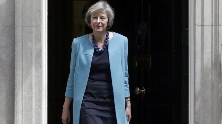 Deutsche Bank: Υποχωρούν οι πιθανότητες ενός «σκληρού» Brexit