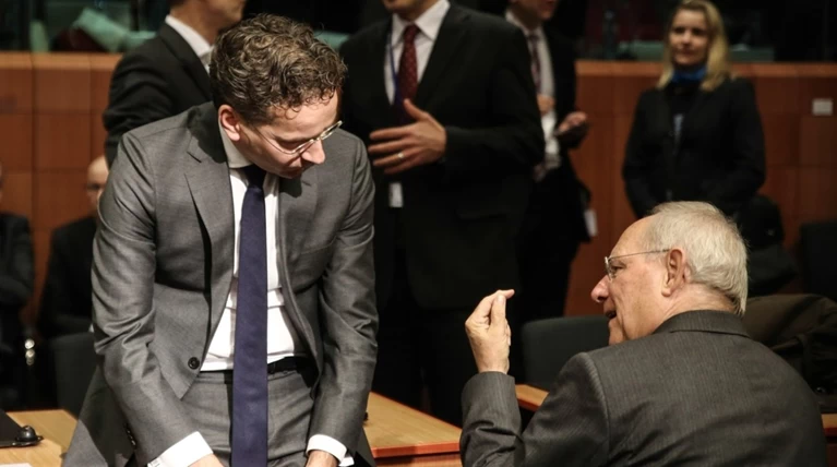 Bloomberg: Το Eurogroup «κούρεψε» τις ελπίδες του Τσίπρα για το χρέος