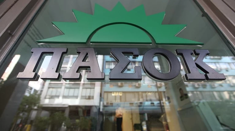 Οργή στο ΠΑΣΟΚ για τα περί συμπόρευσης με τον ΣΥΡΙΖΑ