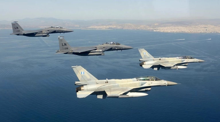 Εμπλοκή τουρκικών και ελληνικών μαχητικών στο Αιγαίο