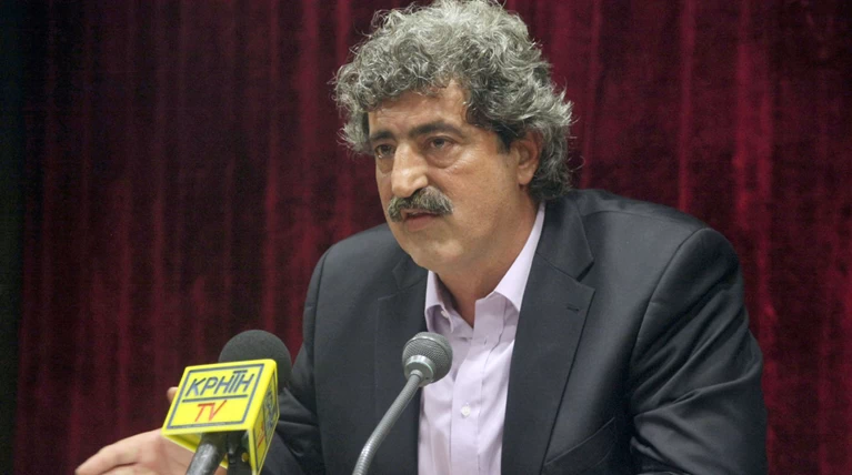 Νέο παραλήρημα Πολάκη: Κρεμαστείτε από τις γραβάτες σας