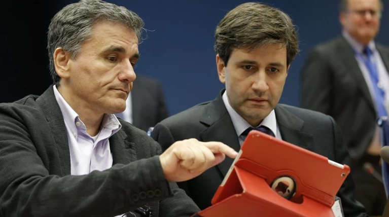 Oι Θεσμοί γράφουν "Κείμενο Θέσεων" για τη δεύτερη αξιολόγηση