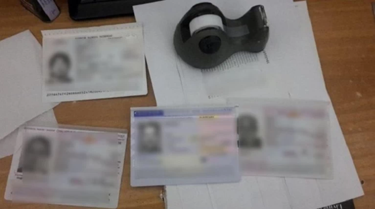 Τα «τετράδια», τα «καθαρά» και ο «Τζίμι»:Απίστευτοι διάλογοι των διακινητών