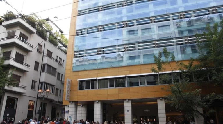 Χωρίς σύνταξη-περίθαλψη χιλιάδες ασφαλισμένοι του ΟΑΕE