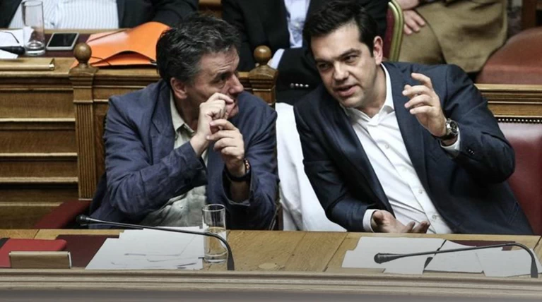 Τρικυμία:"Εμπρός εκλογές,πίσω μέτρα" και στη μέση ο Τσακαλώτος