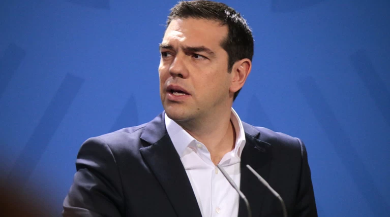 Σε συμπληγάδες ΔΝΤ-Βερολίνου η Αθήνα, γρίφος η στάση του Τραμπ