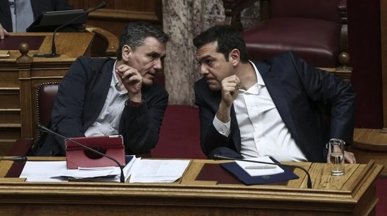 Πολιτικές ακροβασίες για την αξιολόγηση: Τώρα δέχονται νέα μέτρα