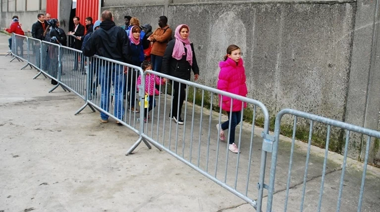 Καλαί: Γύρισαν 400 μετανάστες κυρίως ασυνόδευτα παιδιά