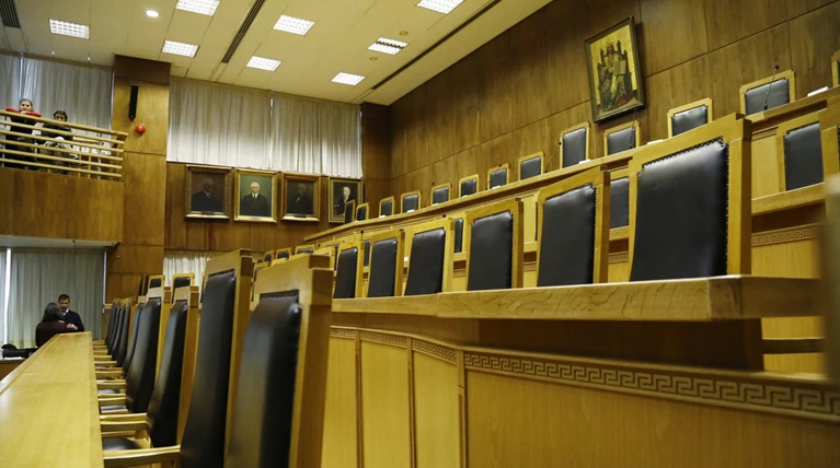 Σε δίκη 9 άτομα για προμήθεια εξοπλιστικών επί Τσοχατζόπουλου