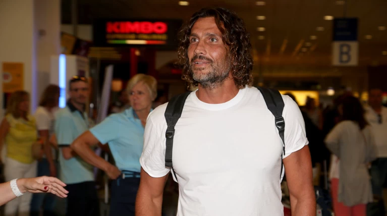Survivor: Ο Κοκκινάκης ποζάρει με την κόρη του για πρώτη φορά