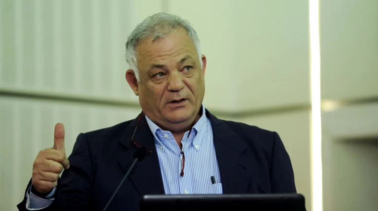Παραίτηση του Λάμπη Ταγματάρχη από την ΕΡΤ: το παρασκήνιο