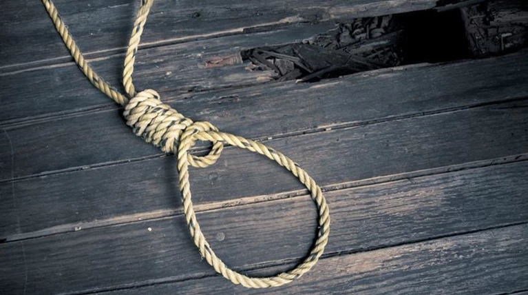 Σοκ στο Ρέθυμνο: Γιαγιά βρήκε κρεμασμένο τον 17χρονο εγγονό της