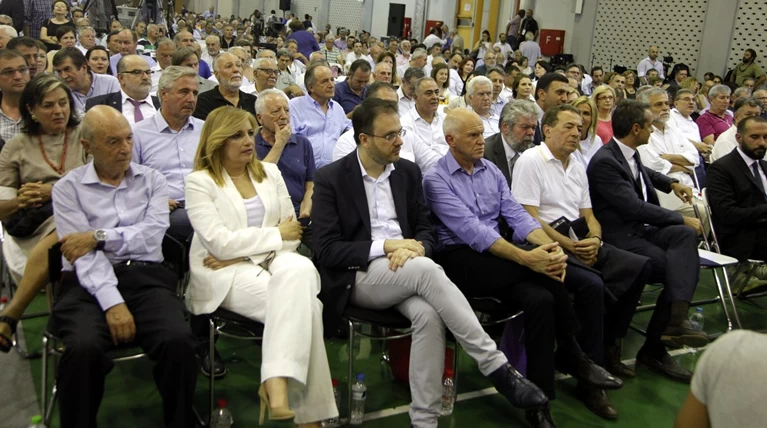 Κεντροαριστερά: Νέος φορέας ή reunion των «παλαιών πολεμιστών»;