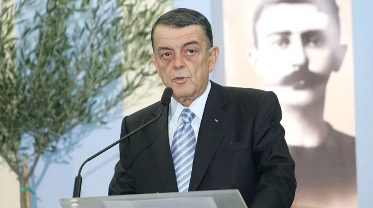 Ο πολιτικός κόσμος αποχαιρετά τον Μίνωα Κυριακού
