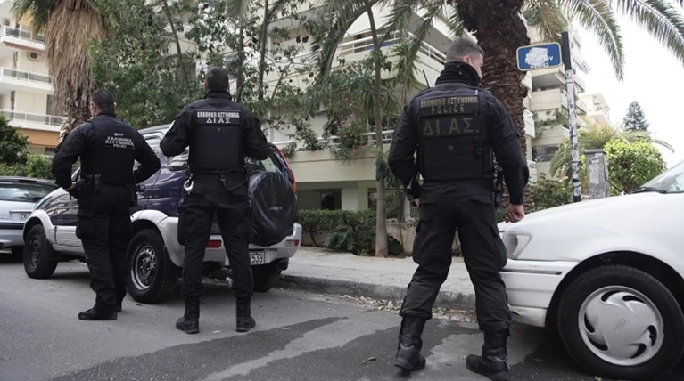 Παλιοί γνώριμοι της ΕΛΑΣ σε κύκλωμα εκβιαστών που εξαρθρώθηκε