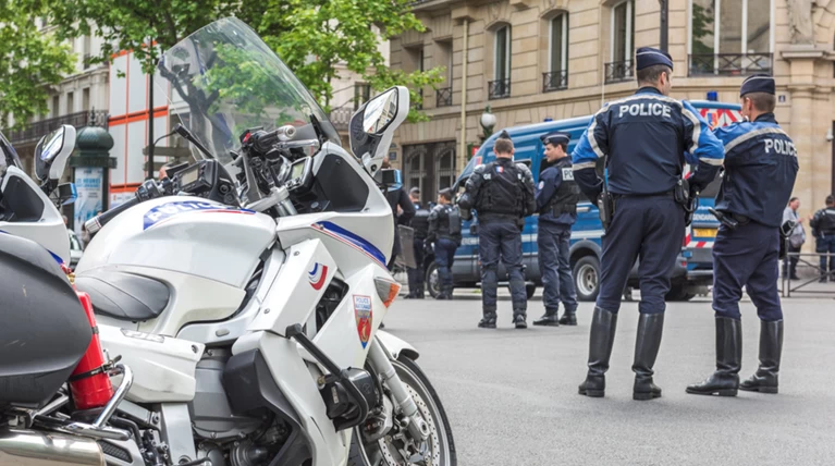 Συναγερμός στη Γαλλία: Πυροβολισμοί στην πόλη Αντίπ