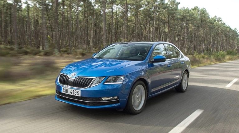 Η ανανεωμένη Skoda Octavia τα έχει όλα και κάτι παραπάνω
