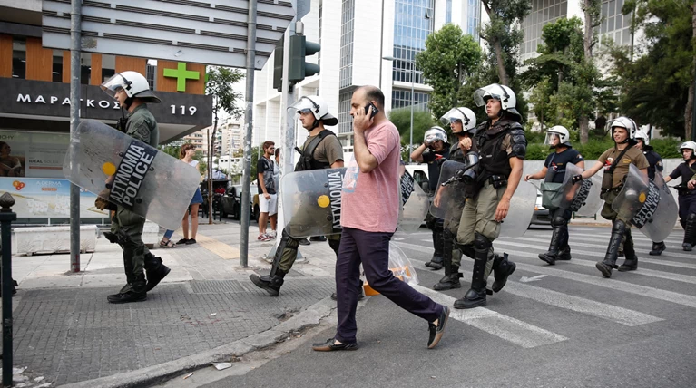 Ανοίγουν οι δρόμοι μετά τα επεισόδια για την απόφαση της Ηριάννας