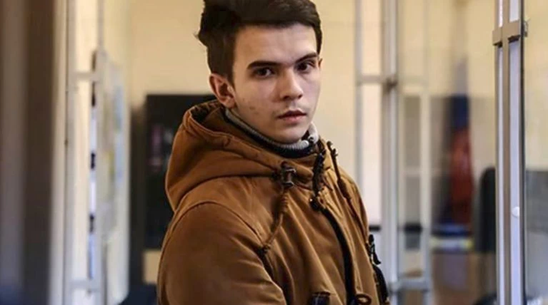 Στη φυλακή ο διαχειριστής του «θανάσιμου» παιχνιδιού «μπλε φάλαινα»