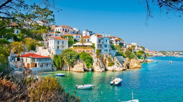 Το νησί του Ντάνου ζει την καλύτερη τουριστική του σεζόν