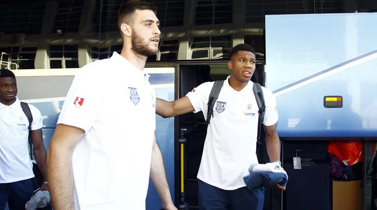 Βίντεο: Η πρώτη προπόνηση της Εθνικής μπάσκετ στο Καρπενήσι