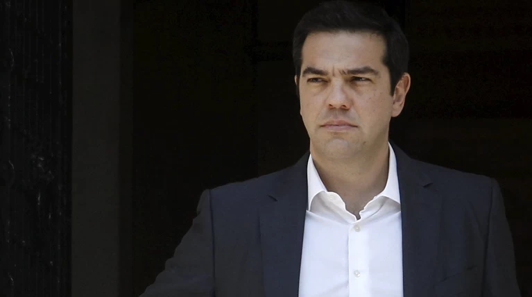 FAZ: O Tσίπρας υποκλίνεται στις κεφαλαιαγορές