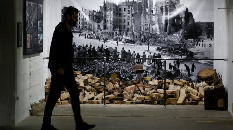 «Χίτλερ – πώς μπόρεσε να συμβεί» - Μια συγκλονιστική έκθεση στο Βερολίνο