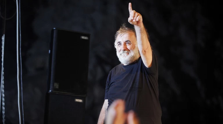 Αίσιο τέλος στην περιπέτεια υγείας του Θάνου Μικρούτσικου - Οι δηλώσεις του