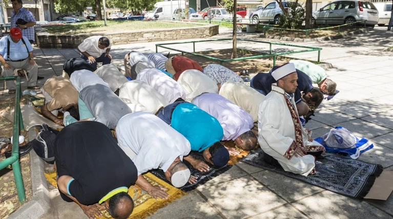 DW: Τι θα γίνει με την ανέγερση του τζαμιού στην Αθήνα;