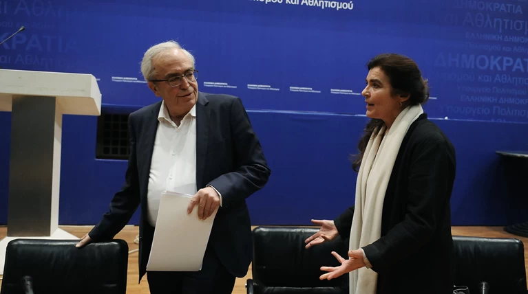 ΥΠΠΟ: O Μπαλτάς κατά της Κονιόρδου για το «ξήλωμα» στο ΤΑΠΑ