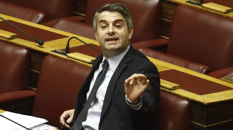 «Πόρτα» Κωνσταντινόπουλου σε Κουρουμπλή: Καμιά συνεργασία με τυχοδιώκτες