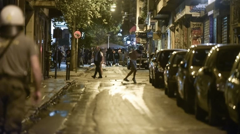 Τέλος "διακοπών" στα Εξάρχεια: Νέα επεισόδια στο Πολυτεχνείο