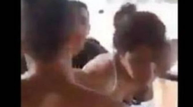 Βίασαν κοπέλα με ειδικές ανάγκες σε λεωφορείο (ΣΚΛΗΡΕΣ ΕΙΚΟΝΕΣ)