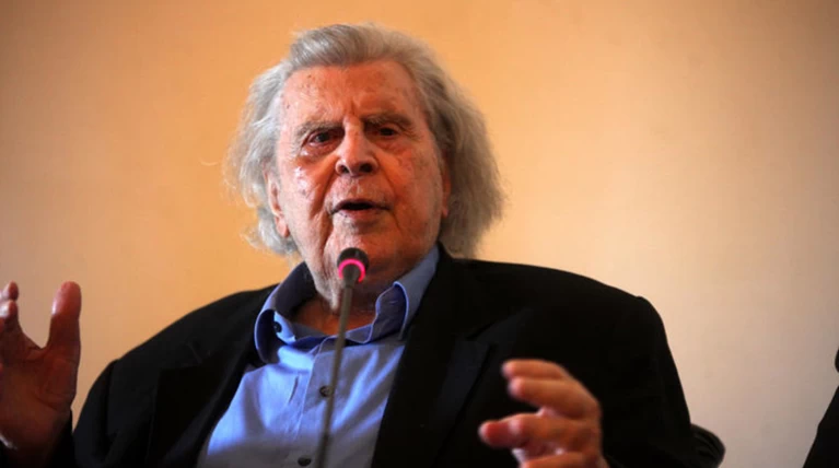 Ο Μίκης Θεοδωράκης κατά της «αντικομμουνιστικής υστερίας»