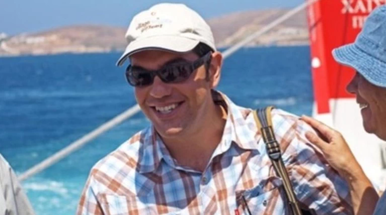 Πώς τραυματίστηκε ο Τσίπρας στις καλοκαιρινές του διακοπές