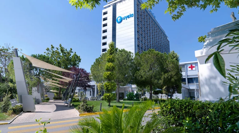 ΥΓΕΙΑ: Έφυγε από τη ζωή ο σπουδαίος ογκολόγος Διονύσιος Ραζής