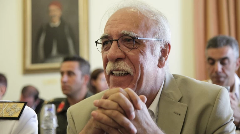 Άλλο επίπεδο: Ο Βίτσας συγκρίνει τον Τσίπρα και με τον ...Αλιέντε
