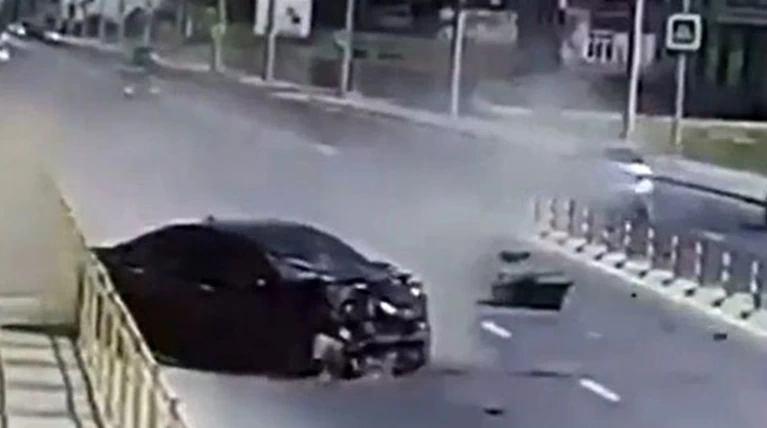 Σκοτώθηκαν ενώ πήγαιναν στο γάμο της κόρης τους video