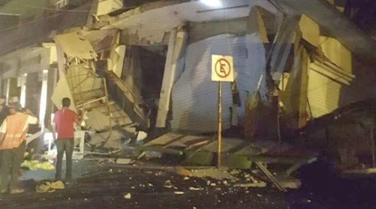Σεισμός 8 Ρίχτερ στο Μεξικό - Nεκροί τουλάχιστον 58 άνθρωποι και τσουνάμι