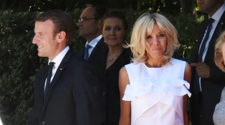 Στους πιο καλοντυμένους της Vanity Fair οι Μακρόν