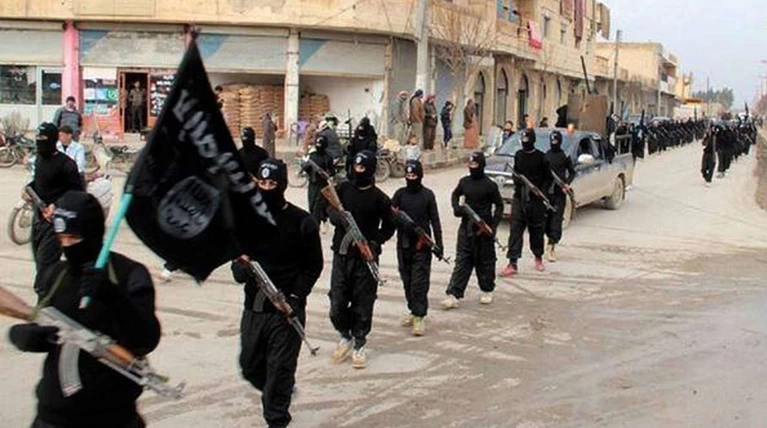 Τρόμος: Το ISIS έχει στην κατοχή του 11.000 διαβατήρια