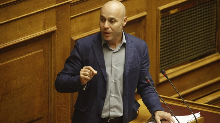 Αμυράς για Καρανίκα : Αντί να στείλουν αυτόν στα τσακίδια...