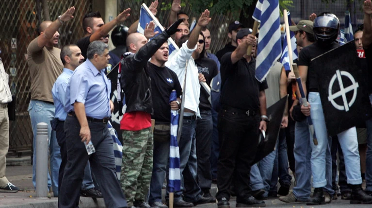 Ομολογία πρώην στελέχους της Χρ.Αυγής: Ορκιζόμασταν στη σημαία του Γ' Ράιχ