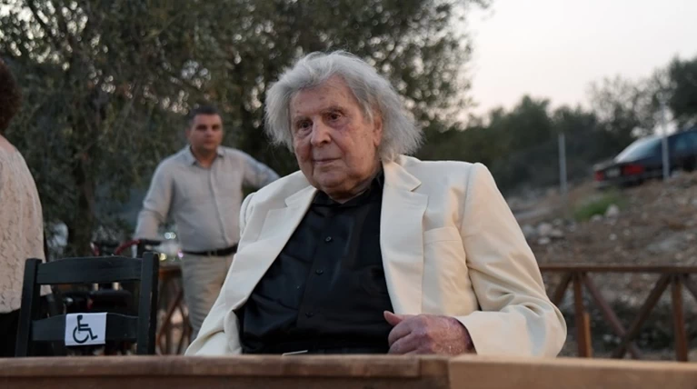 Θεοδωράκης: «ΣΥΡΙΖΑ-ΑΝΕΛ, η πιο δεξιά κυβέρνηση από το 1831»
