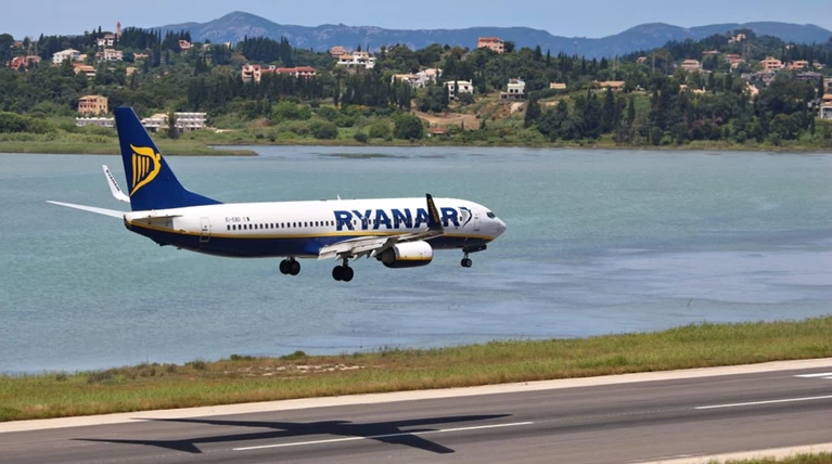 Aντιδράσεις στα Χανιά για τη διακοπή πτήσεων από την Ryanair